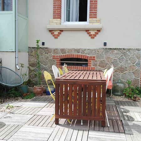 Domaine Du Pavillon Gite 15 Personnes Issy-l'Eveque ภายนอก รูปภาพ