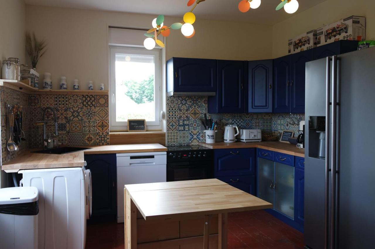 Domaine Du Pavillon Gite 15 Personnes Issy-l'Eveque ภายนอก รูปภาพ
