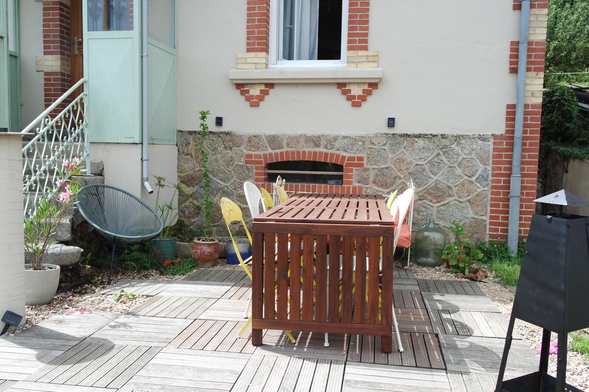 Domaine Du Pavillon Gite 15 Personnes Issy-l'Eveque ภายนอก รูปภาพ